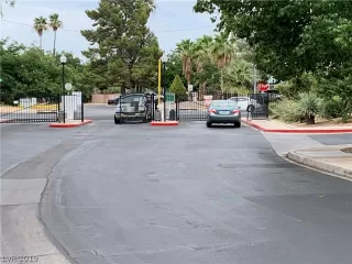 Photo #1: 2110914 Listing 