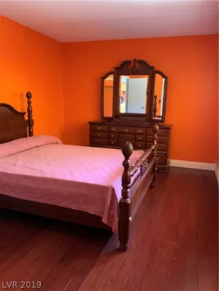 Photo #3: 2110914 Listing 