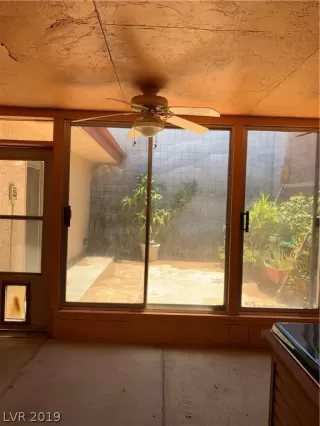 Photo #5: 2110914 Listing 