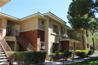 Photo #3: 2110921 Listing 