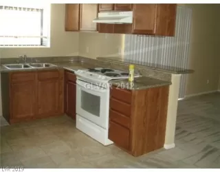 Photo #2: 2110991 Listing