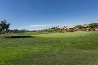 Photo #1: 2110994 Listing