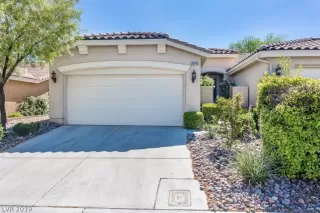 Photo #3: 2110994 Listing