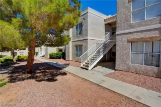 Photo #1: 2111013 Listing