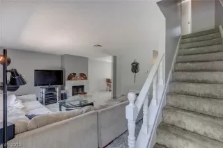 Photo #1: 2111106 Listing 