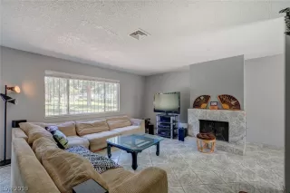 Photo #2: 2111106 Listing 