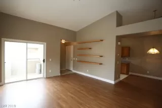 Photo #2: 2111267 Listing