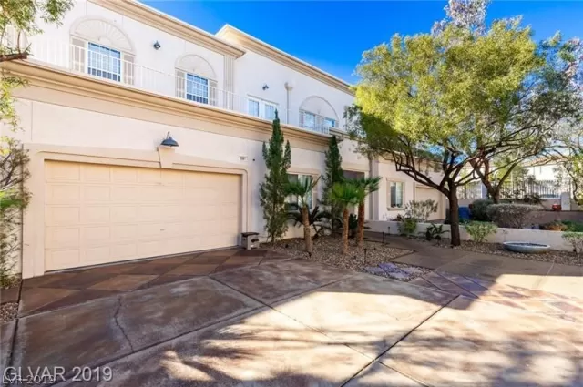 MLS: 2111416 Condo For Sale