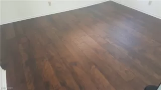 Photo #5: 2111463 Listing 