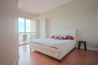 Photo #5: 2111590 Listing 