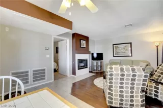 Photo #6: 2111650 Listing 