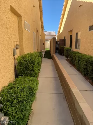 Photo #2: 2111659 Listing 