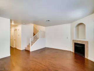 Photo #1: 2111714 Listing 