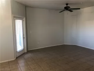 Photo #5: 2111782 Listing