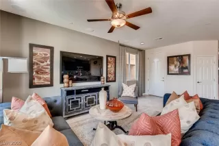 Photo #2: 2111784 Listing 