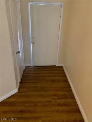 Photo #1: 2111789 Listing 