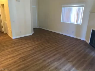 Photo #6: 2111789 Listing 