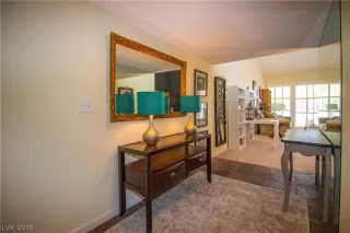 Photo #2: 2111842 Listing