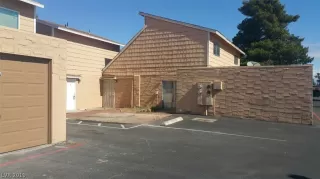 Photo #1: 2111875 Listing 