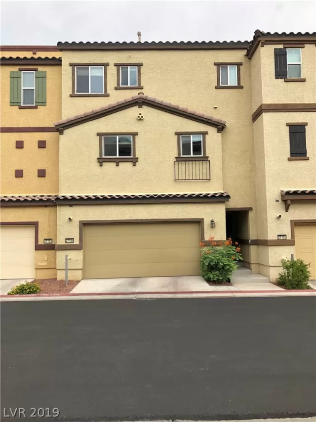 MLS: 2111932 Condo For Sale