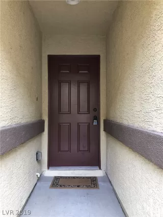 Photo #1: 2111932 Listing 