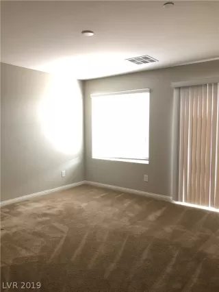 Photo #2: 2111932 Listing 