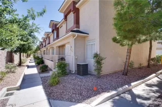 Photo #1: 2111953 Listing