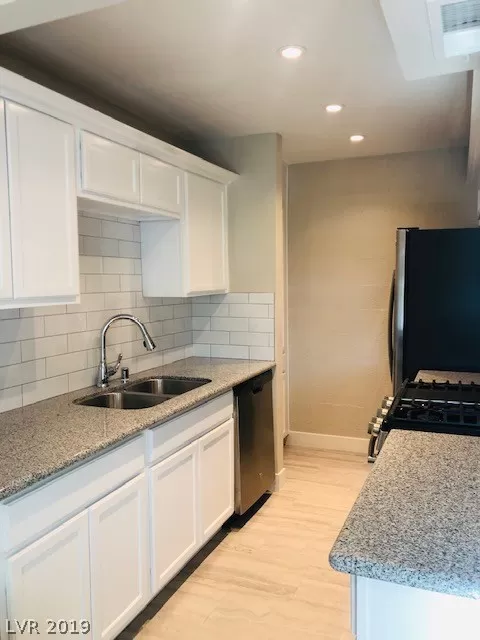 MLS: 2111985 Condo For Sale