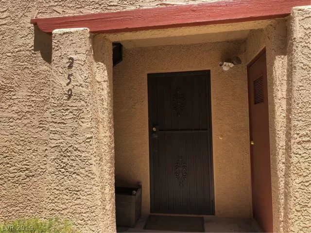 MLS: 2111986 Condo For Sale