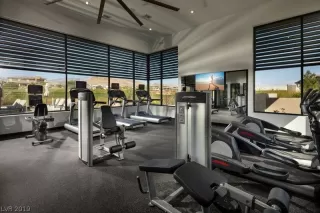 Photo #5: 2112004 Listing