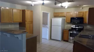 Photo #6: 2112007 Listing 