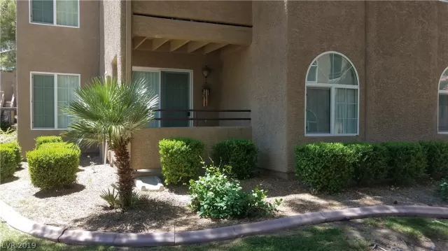 MLS: 2112045 Condo For Sale