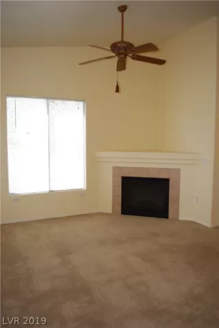 Photo #1: 2112073 Listing