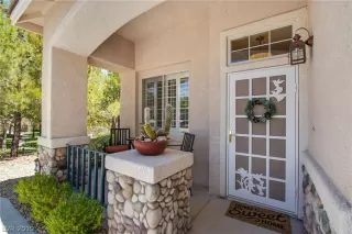 Photo #4: 2112112 Listing