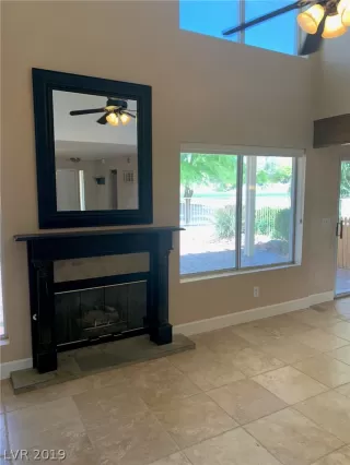 Photo #4: 2112131 Listing 