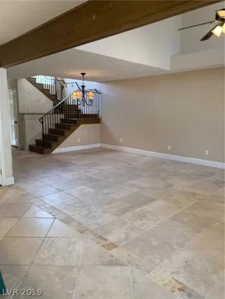 Photo #5: 2112131 Listing 