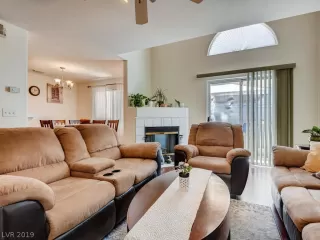 Photo #6: 2112140 Listing 