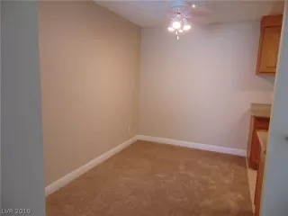 Photo #4: 2112158 Listing