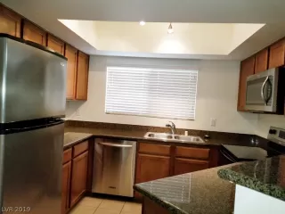 Photo #6: 2112249 Listing 