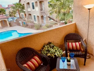 Photo #2: 2112255 Listing