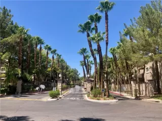 Photo #1: 2112260 Listing