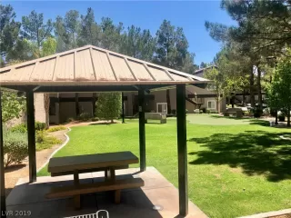 Photo #5: 2112260 Listing