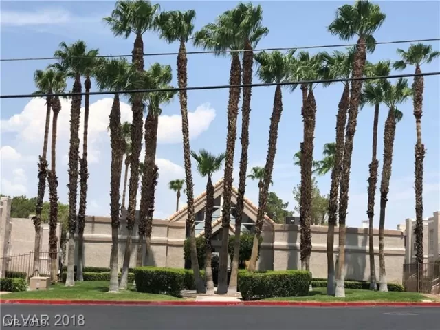 MLS: 2112272 Condo For Sale