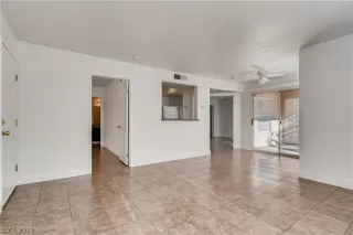 Photo #2: 2112272 Listing 