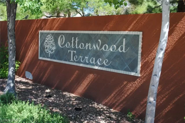 MLS: 2112279 Condo For Sale