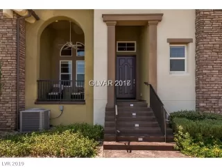 Photo #1: 2112302 Listing 