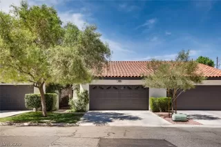Photo #1: 2112316 Listing