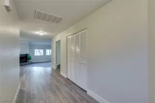 Photo #4: 2112328 Listing 