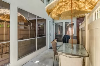 Photo #1: 2112329 Listing