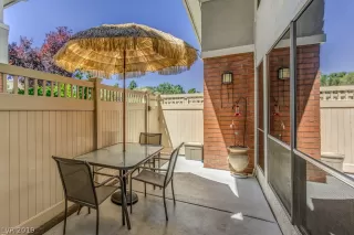 Photo #2: 2112329 Listing